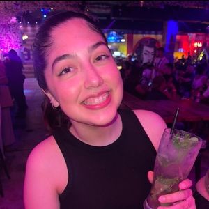 Meet your Posher, Helena